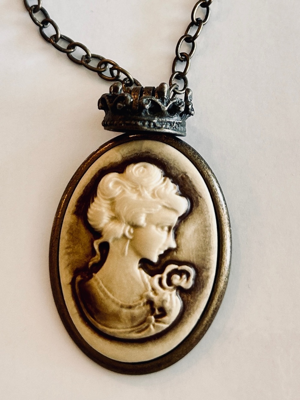 Vintage Crown Cameo Pendant 20 inch Necklace in Antique Gold